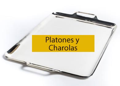 Platones y charolas
